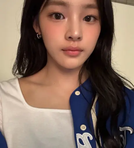 Image 22955365 from Minji (NewJeans)