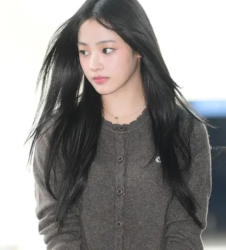 Image 22955376 from Minji (NewJeans)
