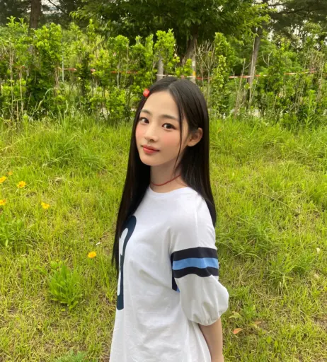 Image 22955279 from Minji (NewJeans)