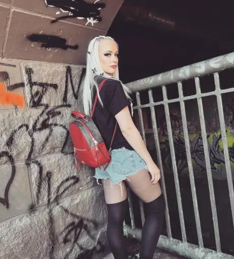 Image 22954400 from Penelope Ford