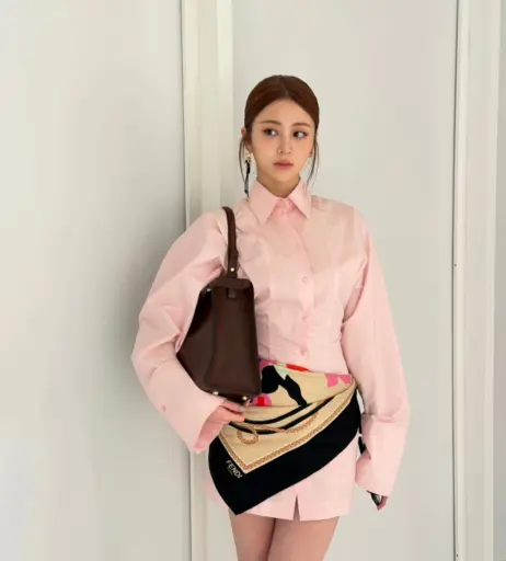 Image 22956909 from Huh Yunjin 허윤진 | LESSERAFIM
