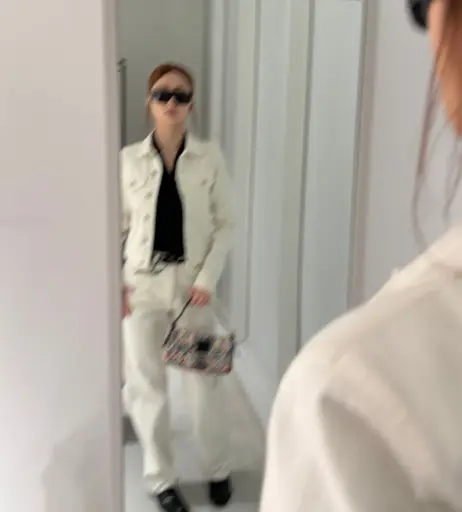 Image 22956889 from Huh Yunjin 허윤진 | LESSERAFIM