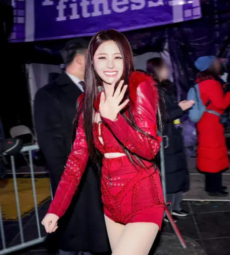 Image 22956832 from Huh Yunjin 허윤진 | LESSERAFIM