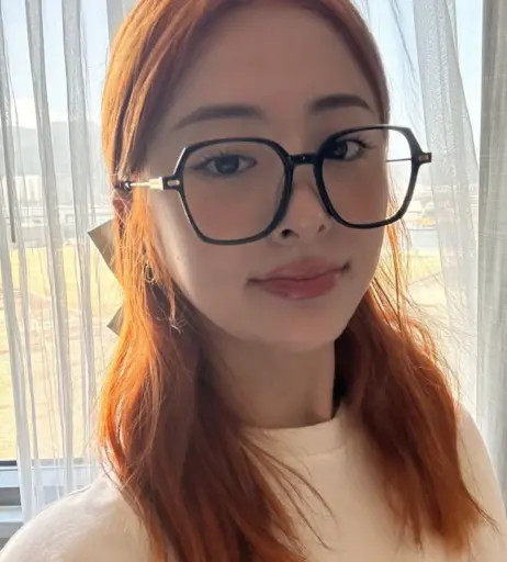 Image 22956854 from Huh Yunjin 허윤진 | LESSERAFIM