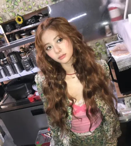 Image 22956533 from Huh Yunjin 허윤진 | LESSERAFIM