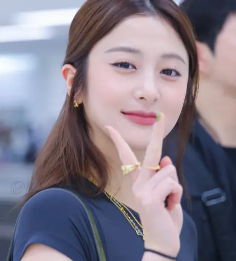Image 22956491 from Huh Yunjin 허윤진 | LESSERAFIM
