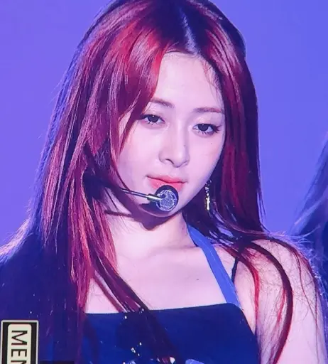 Image 22956415 from Huh Yunjin 허윤진 | LESSERAFIM