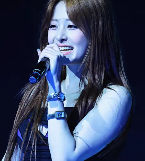 Image 22956401 from Huh Yunjin 허윤진 | LESSERAFIM