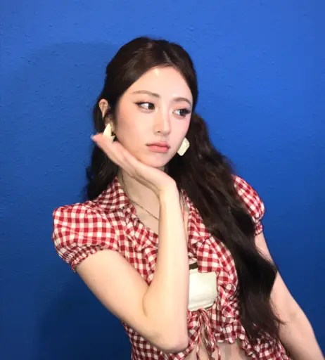 Image 22956461 from Huh Yunjin 허윤진 | LESSERAFIM