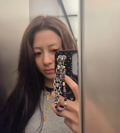 Image 22956610 from Huh Yunjin 허윤진 | LESSERAFIM