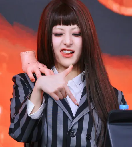 Image 22956631 from Huh Yunjin 허윤진 | LESSERAFIM