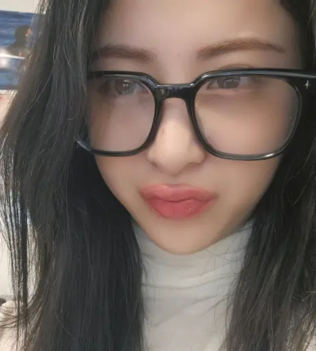 Image 22956337 from Huh Yunjin 허윤진 | LESSERAFIM