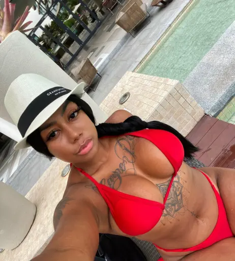 Image 229539 from PocahCarioca