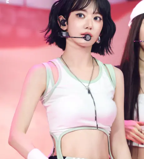 Image 22953589 from Sakura Miyawaki 宮脇 咲良 | LESSERAFIM