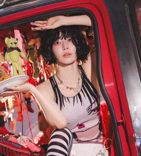 Image 22953544 from Sakura Miyawaki 宮脇 咲良 | LESSERAFIM