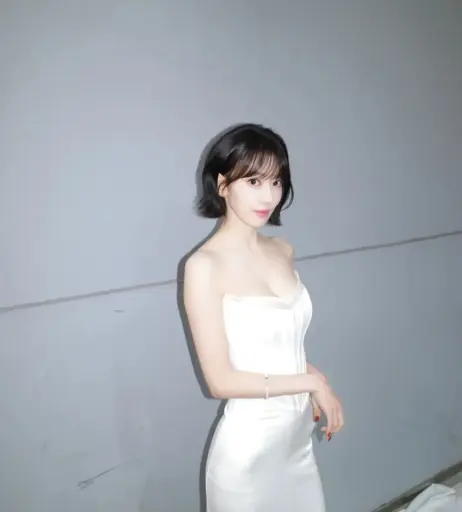 Image 22953728 from Sakura Miyawaki 宮脇 咲良 | LESSERAFIM