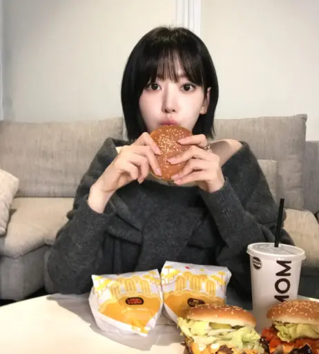 Image 22953744 from Sakura Miyawaki 宮脇 咲良 | LESSERAFIM