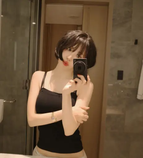 Image 22953690 from Sakura Miyawaki 宮脇 咲良 | LESSERAFIM