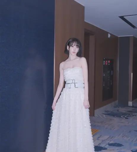 Image 22953620 from Sakura Miyawaki 宮脇 咲良 | LESSERAFIM
