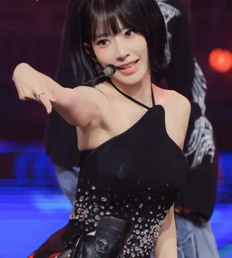 Image 22953637 from Sakura Miyawaki 宮脇 咲良 | LESSERAFIM