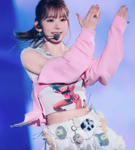 Image 22953366 from Sakura Miyawaki 宮脇 咲良 | LESSERAFIM