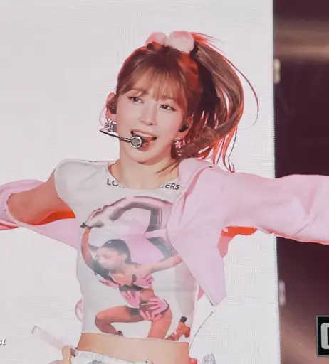 Image 22953364 from Sakura Miyawaki 宮脇 咲良 | LESSERAFIM