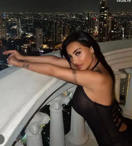 Image 2297921 from Maryscrib