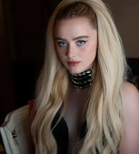 Image 22948933 from Kathryn Newton