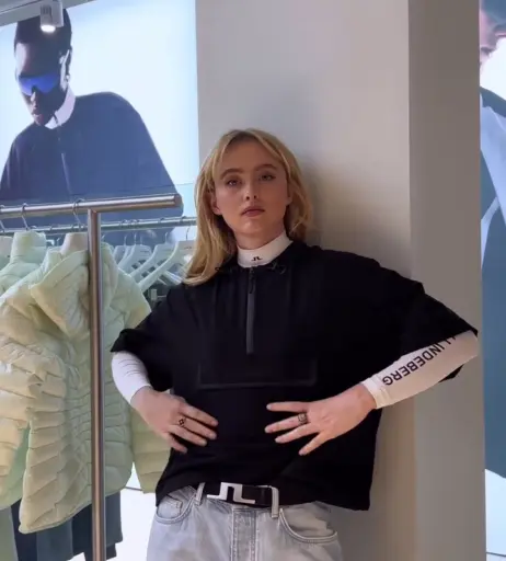 Image 22948979 from Kathryn Newton