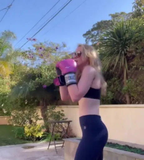 Image 22949164 from Kathryn Newton