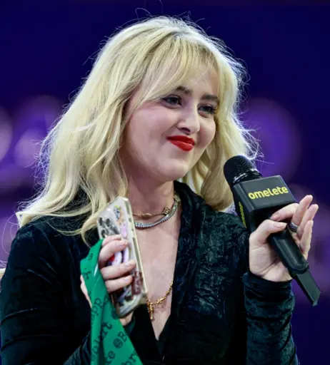 Image 22949073 from Kathryn Newton