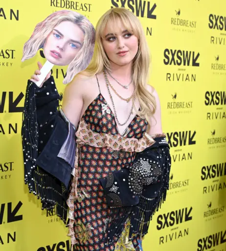 Image 22949351 from Kathryn Newton