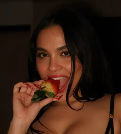 Image 2292582 from Stella Hudgens