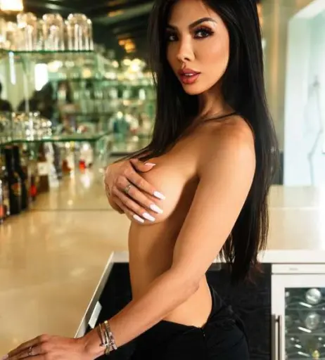 Image 22985336 from Lexi Vixi