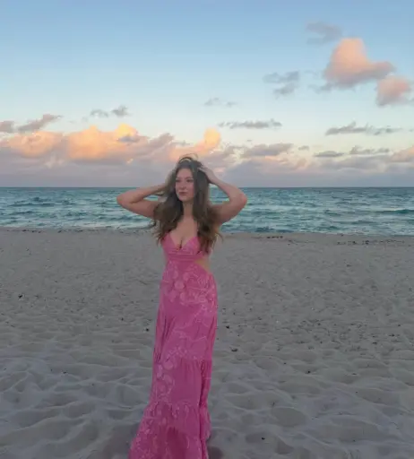Image 22858223 from Madeline Ford (@madelineaford)