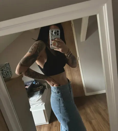 Image 22867732 from Arryn Zech