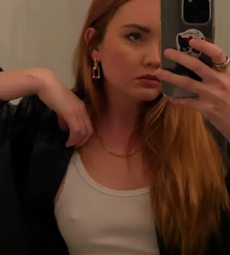 Image 22861536 from Liana Liberato