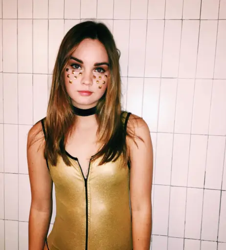 Image 22861387 from Liana Liberato