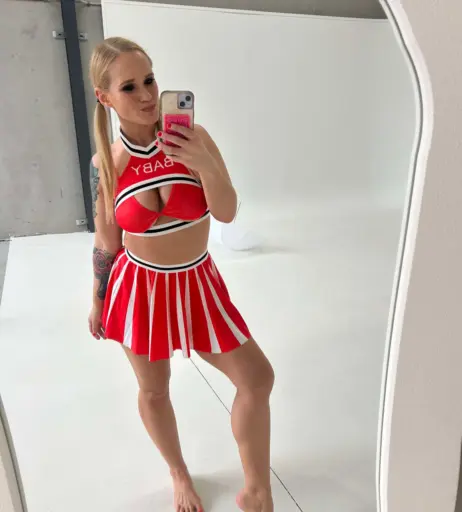 Image 22862106 from Shazza McKenzie