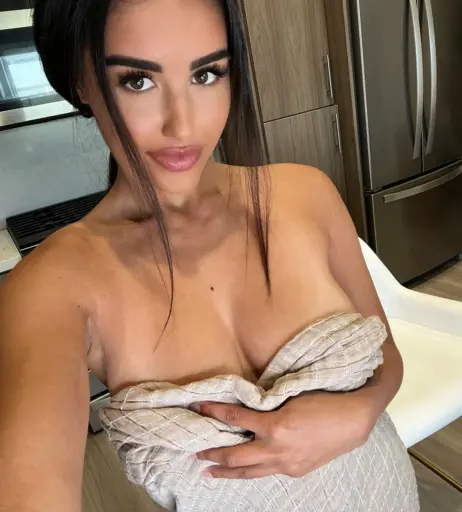 Image 22871994 from therealpersianprincess | miafallxo