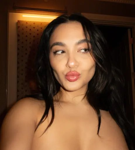 Image 2282183 from Stella Hudgens