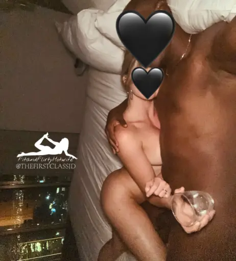 Image 22804526 from FitandFlirtyHotwife