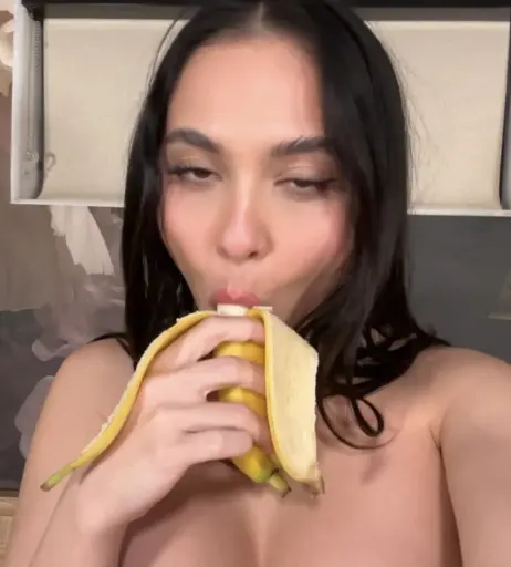Image 2289395 from Stella Hudgens