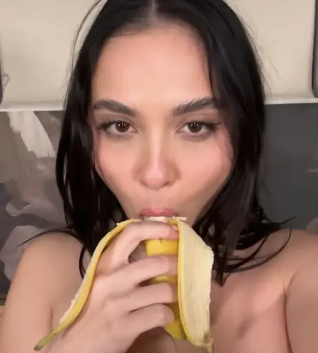 Image 2289341 from Stella Hudgens