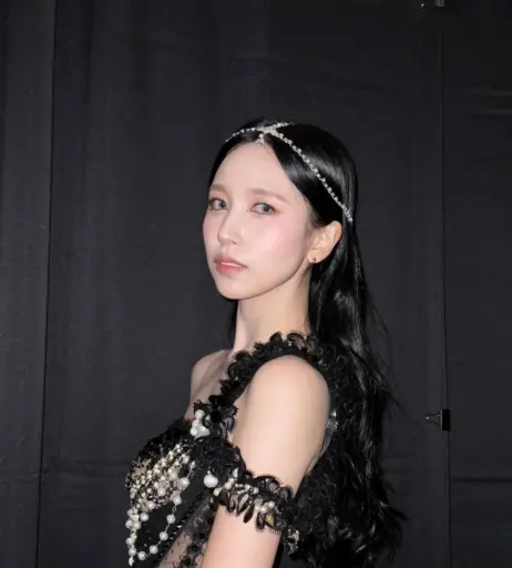 Image 22766344 from Mina Myoi (TWICE)