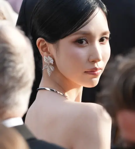 Image 22766375 from Mina Myoi (TWICE)