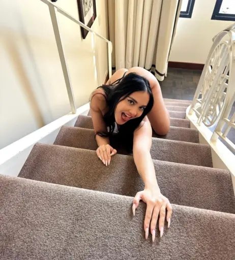 Image 2271773 from Stella Hudgens