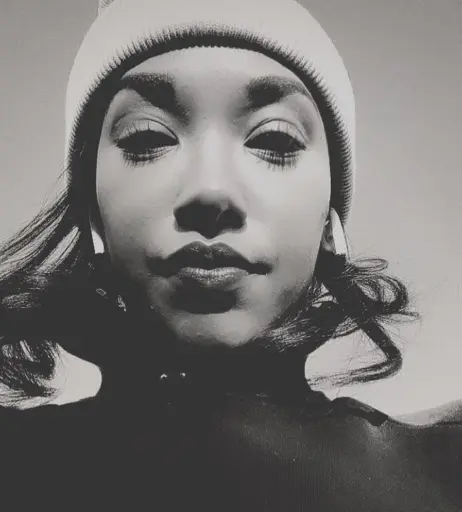 Image 22700060 from Candice patton