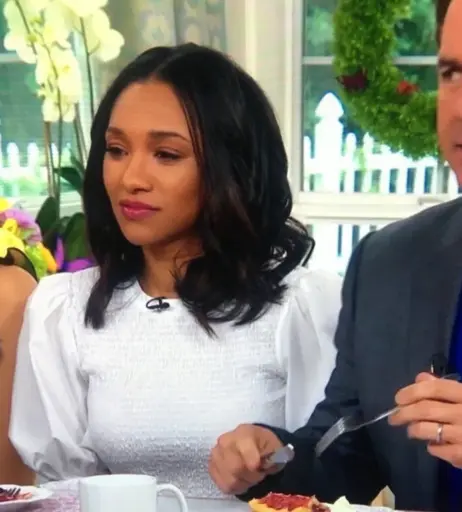 Image 22700046 from Candice patton