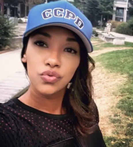 Image 22700070 from Candice patton